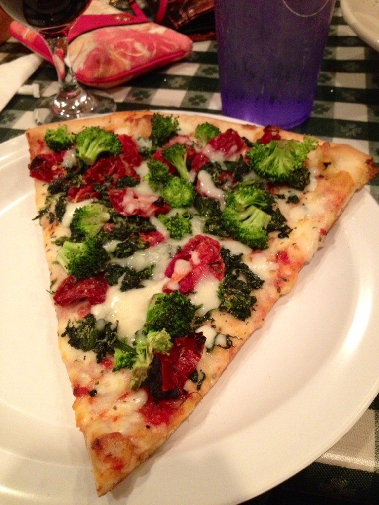 Broccoli, spinach, sundried tomato cheese pizza :D